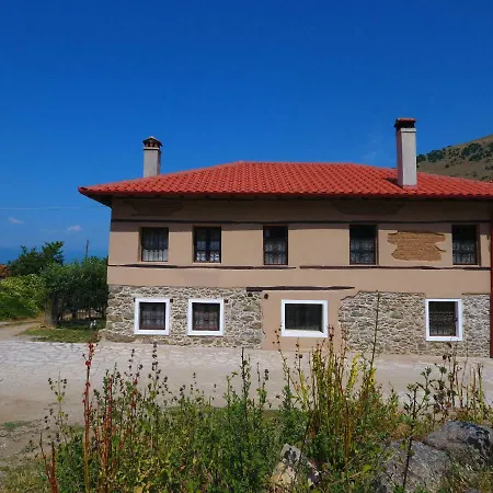 Gospodarstwo wiejskie Dora's House At Prespes